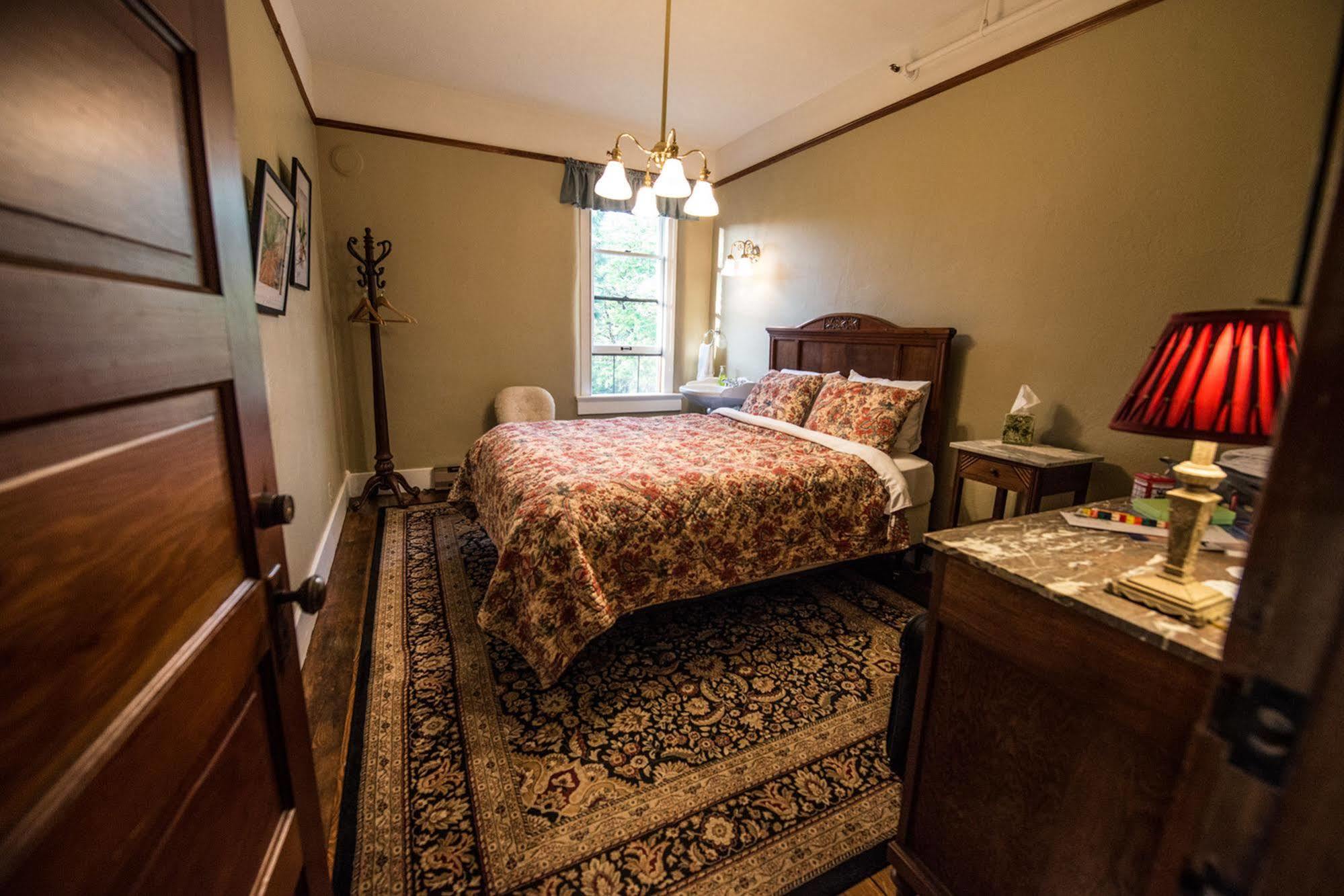Dufur Balch Hotel מראה חיצוני תמונה